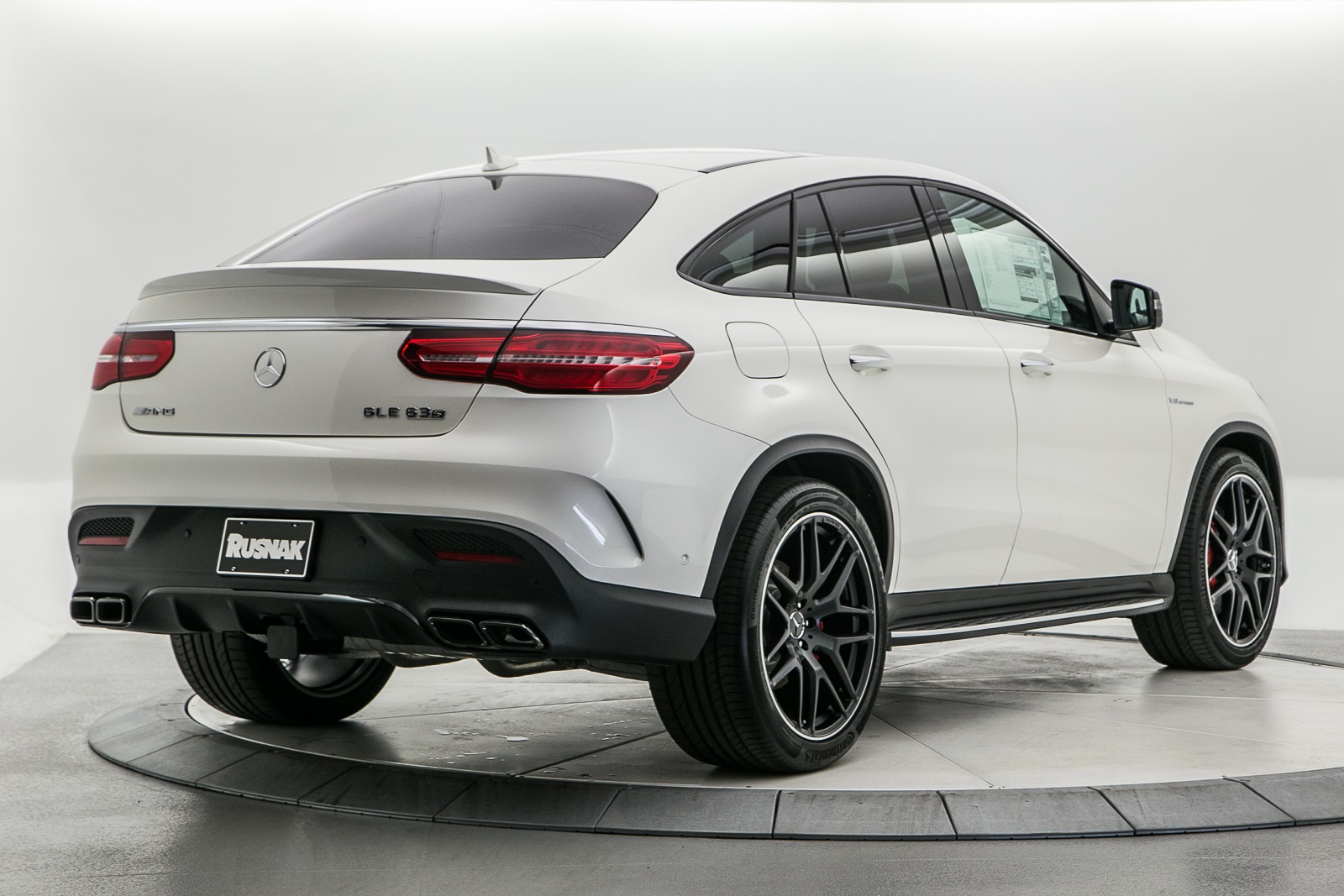 Нова 2019. Мерседес GLE 2019. Мерседес GLE 2023 новый кузов. Новый Мерседес 2019 GLE Coupe. Mercedes-Benz GLE 63s Аризона.