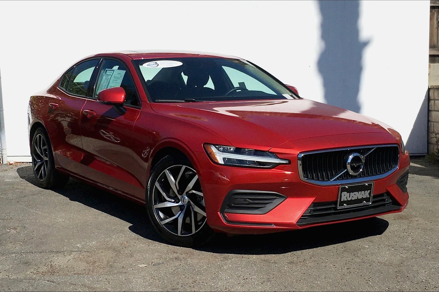 Certified PreOwned 2019 Volvo S60 T6 Momentum 4D Sedan in Pasadena