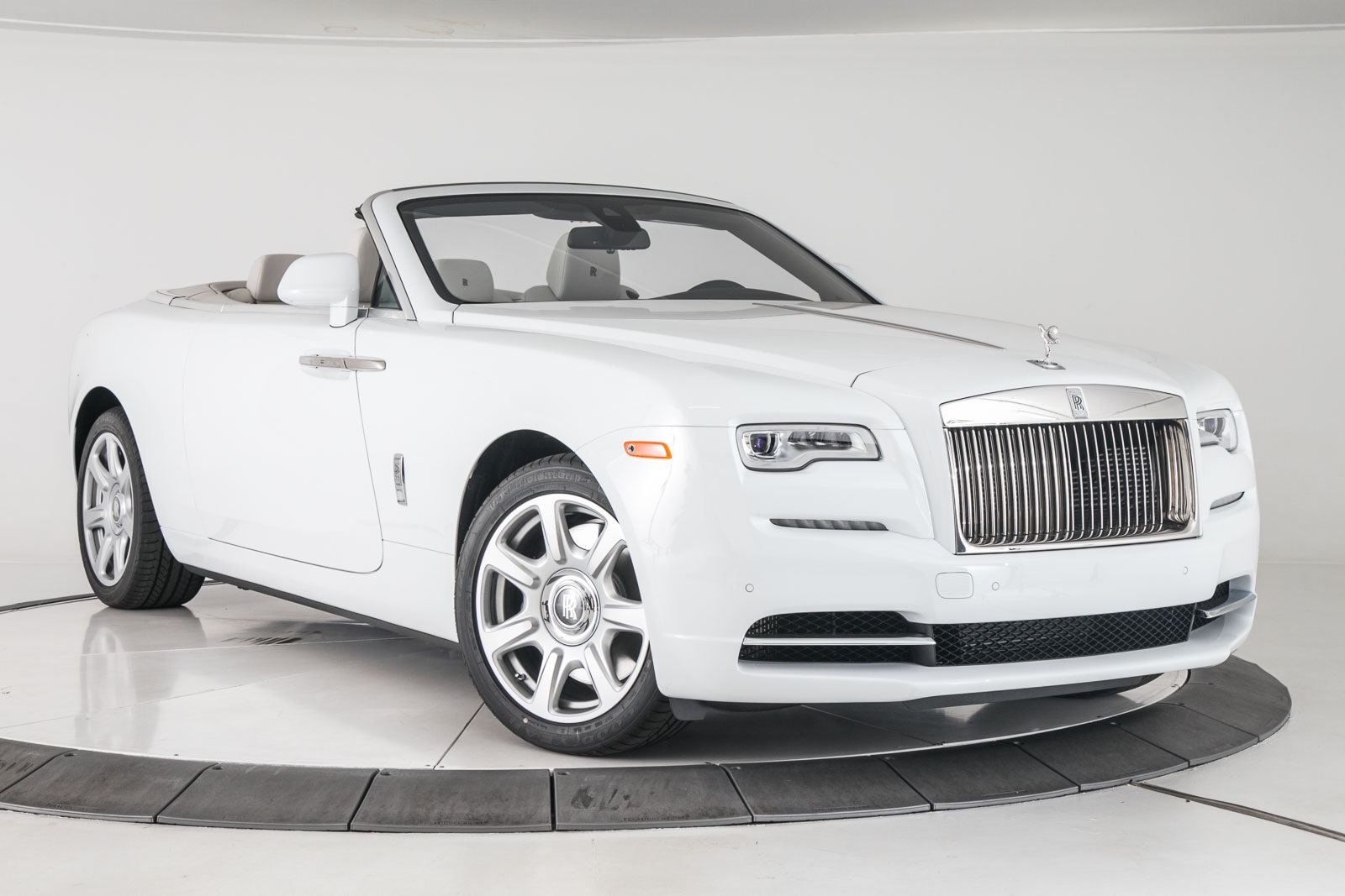 Certified Pre-Owned 2019 Rolls-Royce Dawn 2D Convertible in Pasadena ...