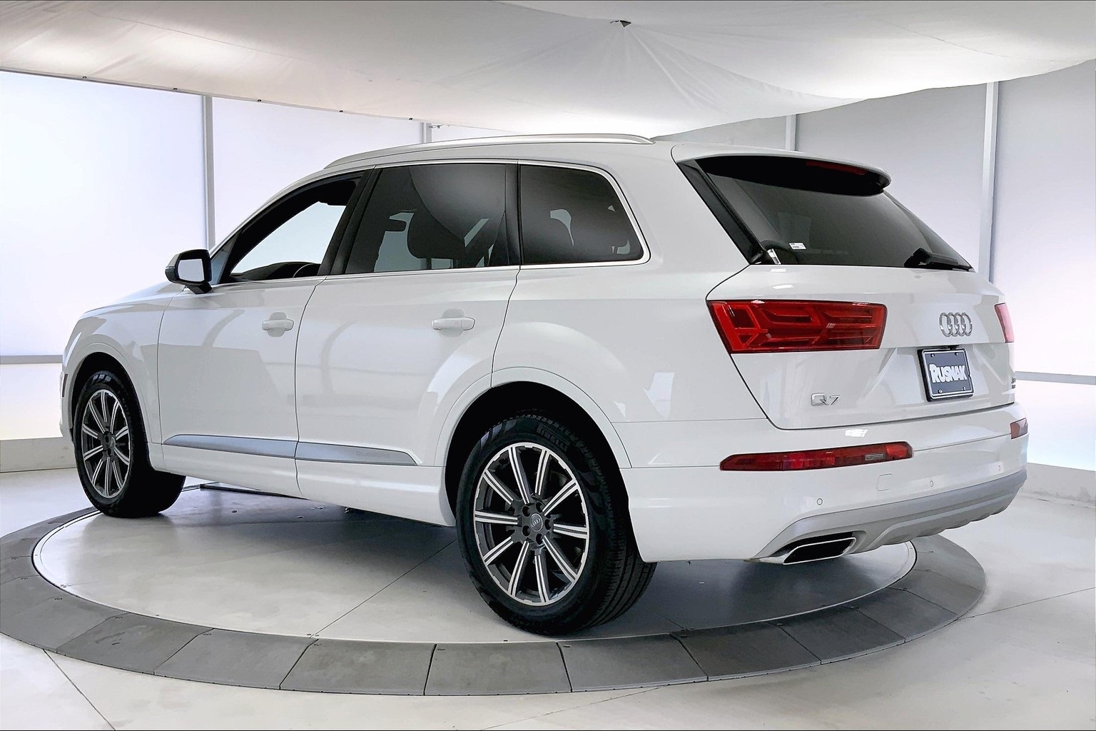 Pre-Owned 2017 Audi Q7 3.0T Premium Plus 4D Sport Utility in Pasadena ...