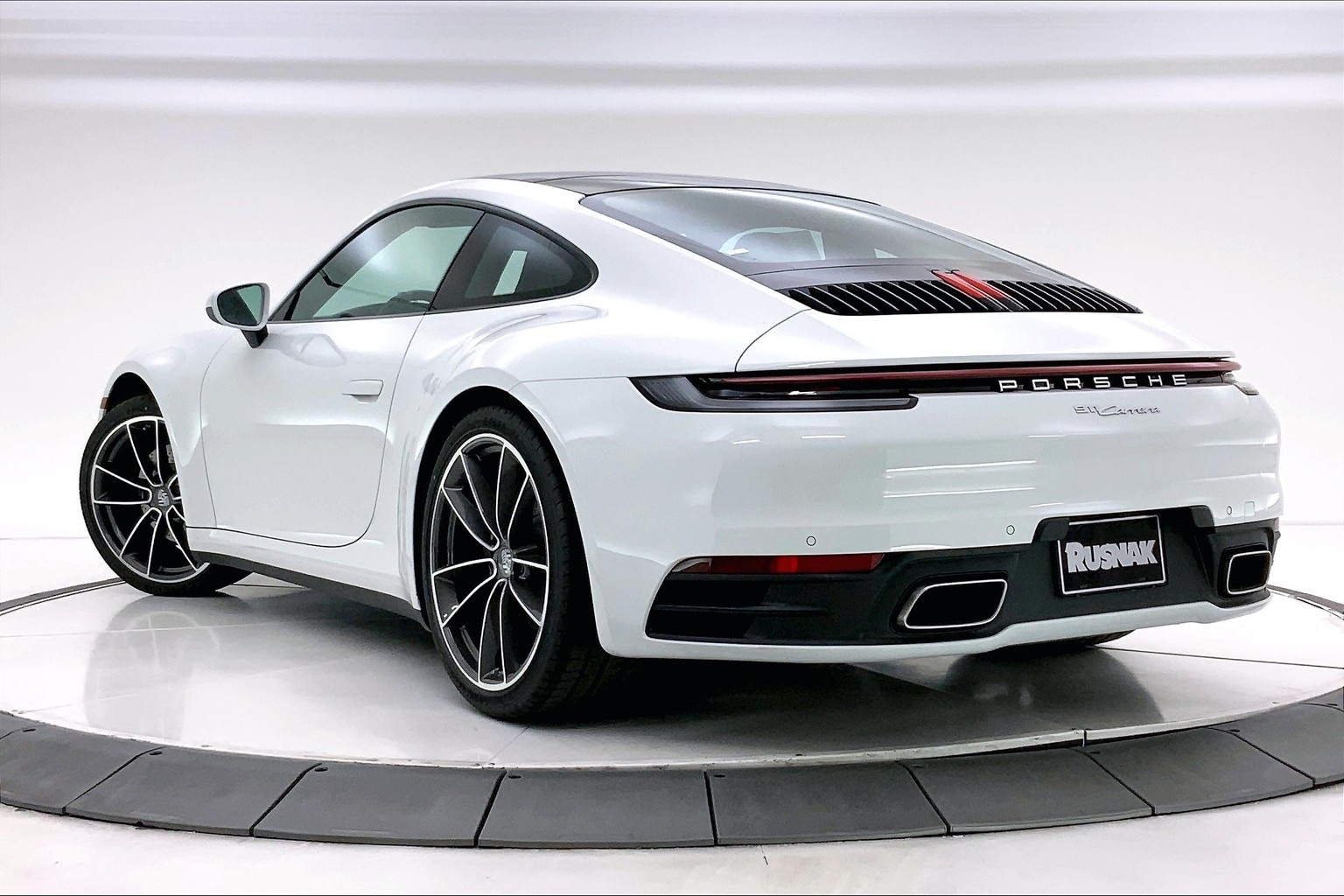 Порше 911 carrera 2020