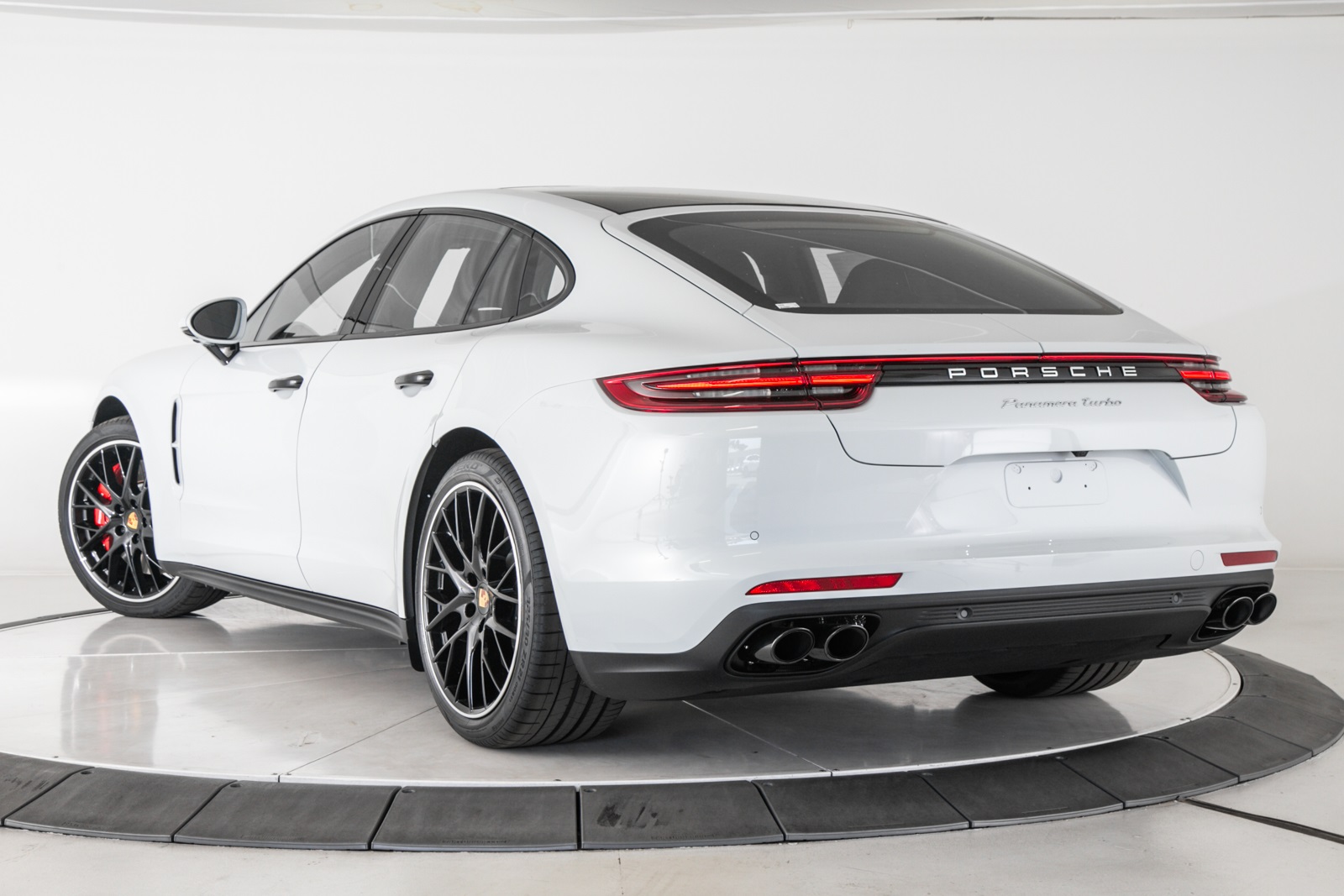 New 2019 Porsche Panamera Turbo 4D Hatchback in Pasadena