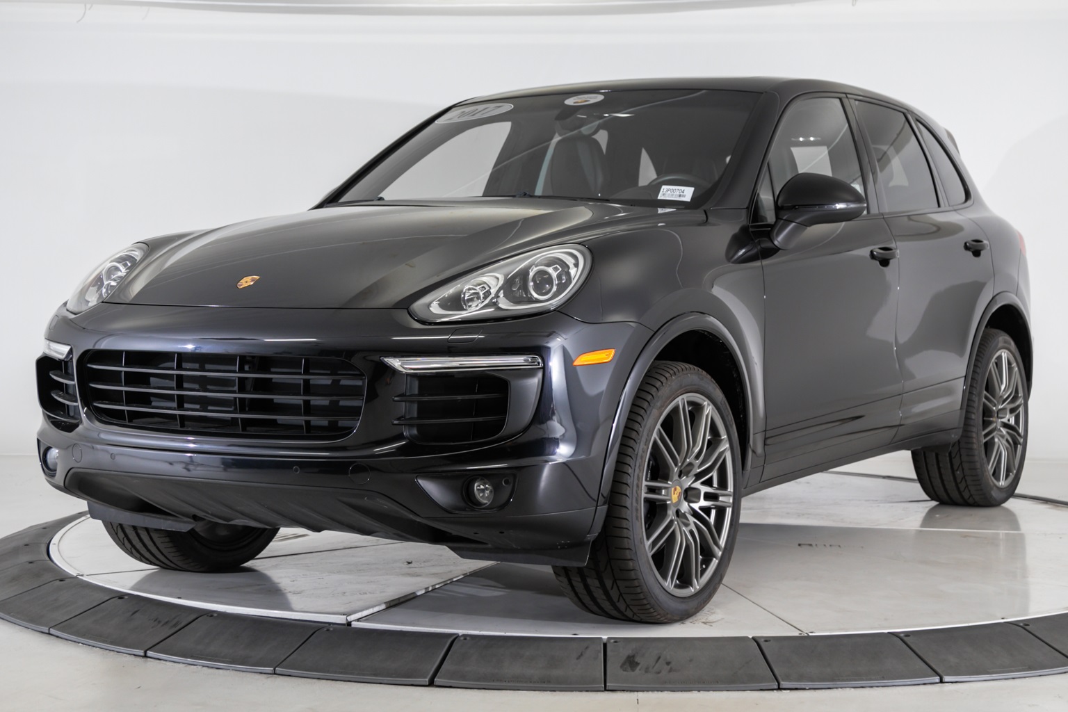 Certified Pre-Owned 2017 Porsche Cayenne Platinum Edition 4D Sport ...