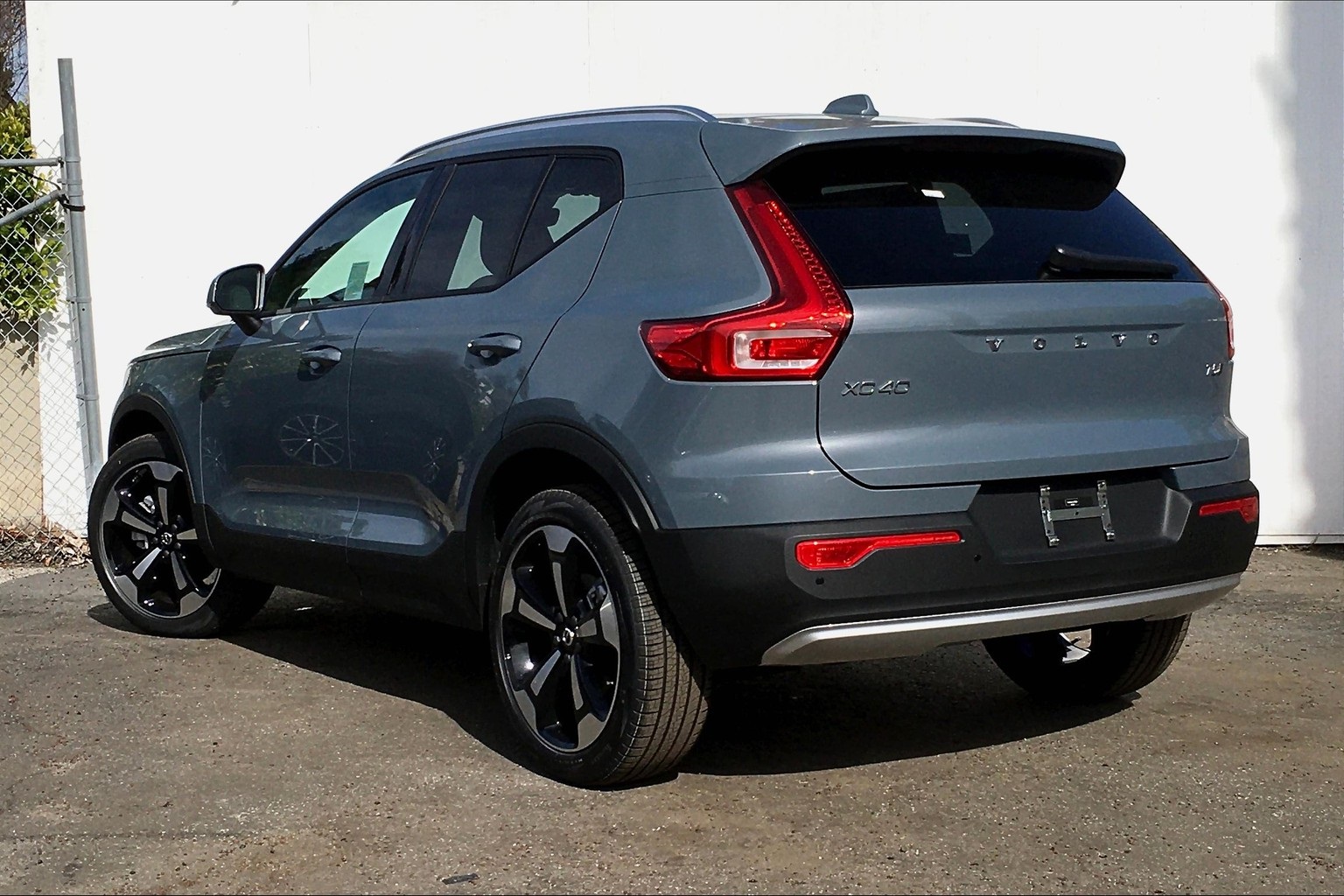 New 2020 Volvo XC40 Momentum 4D Sport Utility in Pasadena #16200281 ...