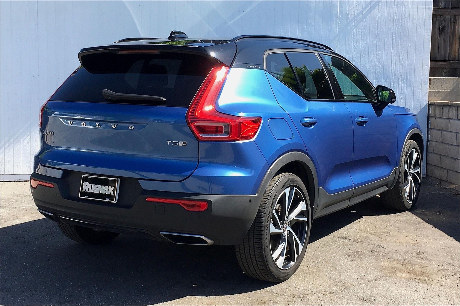 Volvo xc40 r design